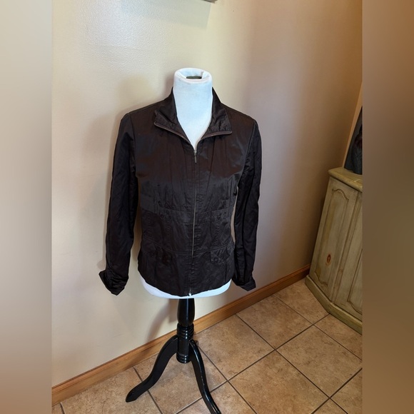 Chicos Women’s Brown Full Zip Lightweight Jacket Crinkle Texture Size Medium - Picture 1 of 3